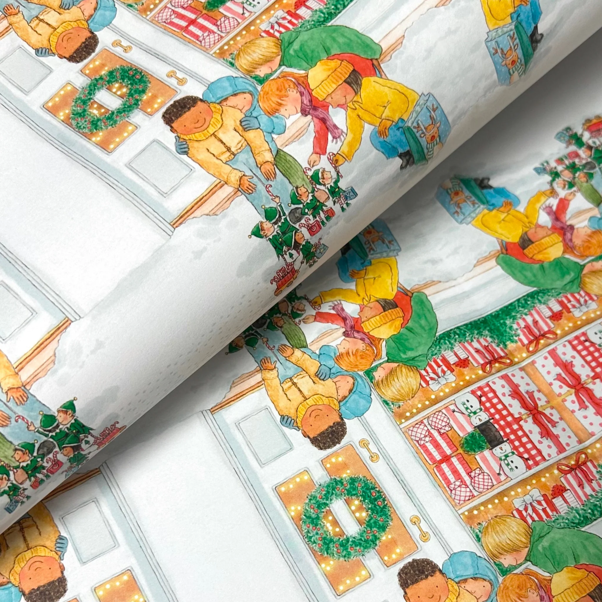 Wrapping Paper - Tiny Christmas gifts (4 sheets)